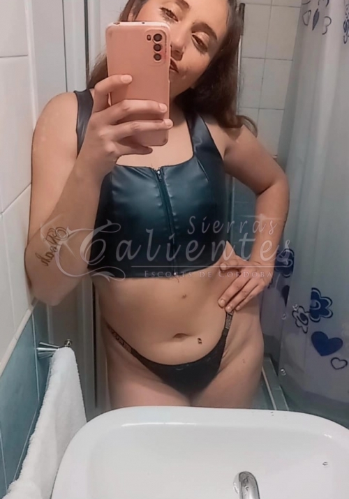 Escort Luz en Plaza España Sierrascalientes 02 Escort Luz en Plaza España Sierrascalientes 02