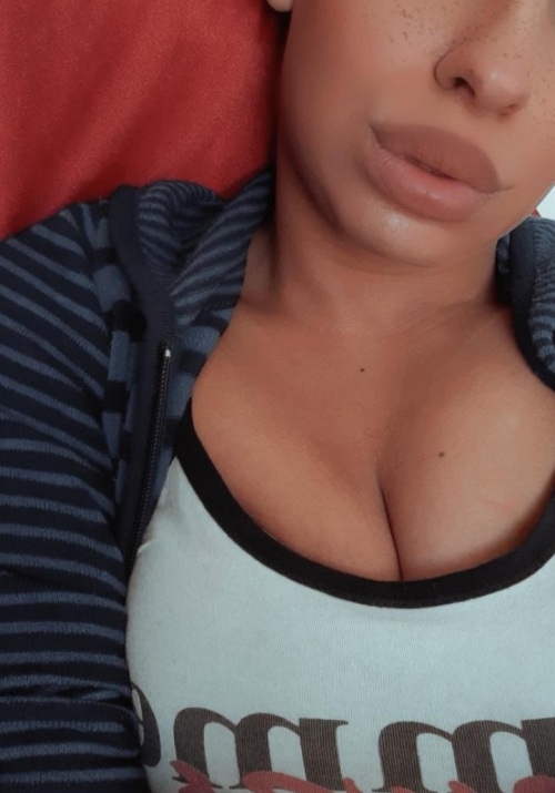 Escort Vicky Gonzalez en Barrio Guemes Sierrascalientes 018 Escort Vicky Gonzalez en Barrio Guemes Sierrascalientes 018